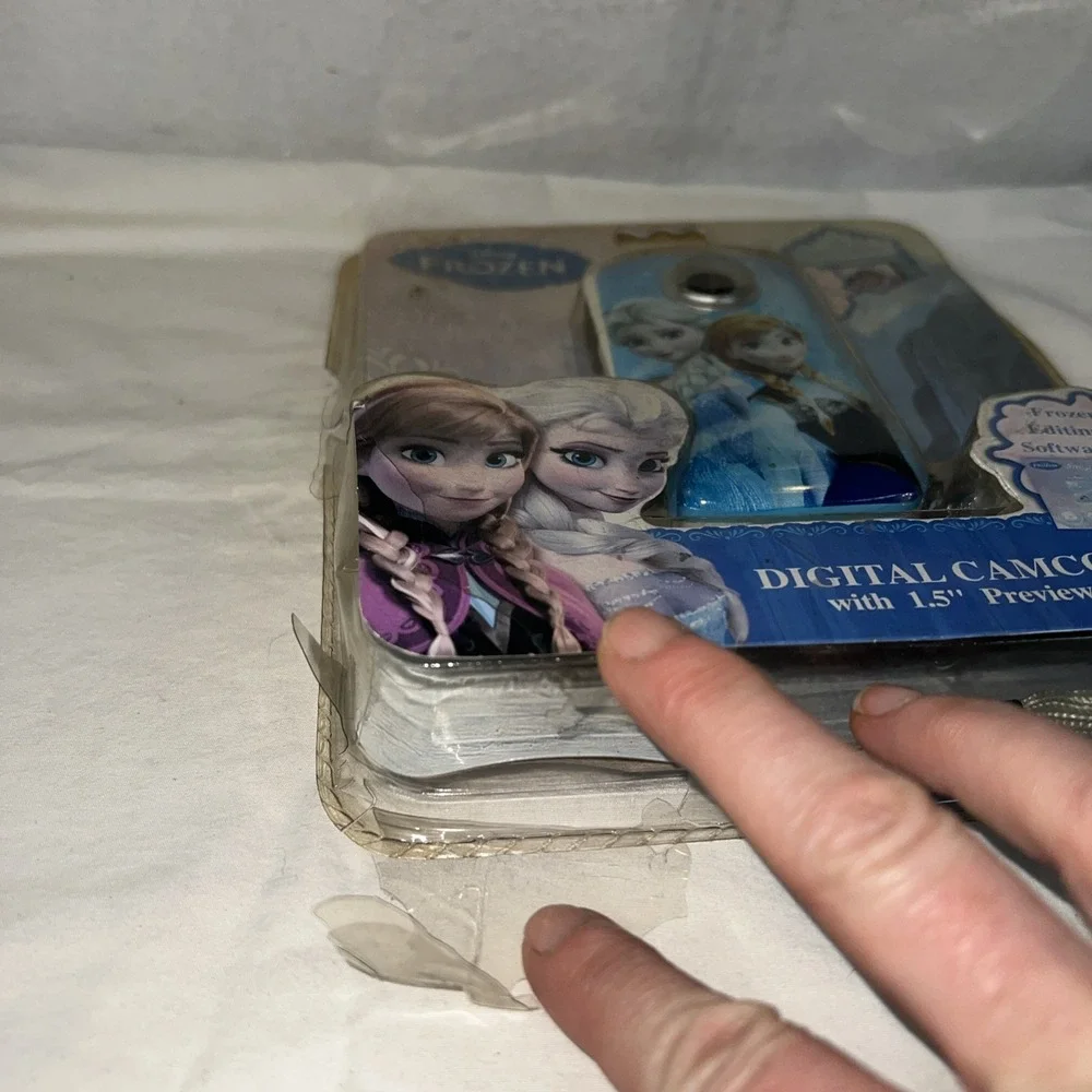 Sakar - Disney Frozen Digital Camcorder w/ 1.5